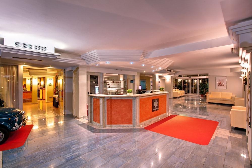 Hotel Savoy Palace - Tonelli Hotels Рива-дель-Гарда Екстер'єр фото