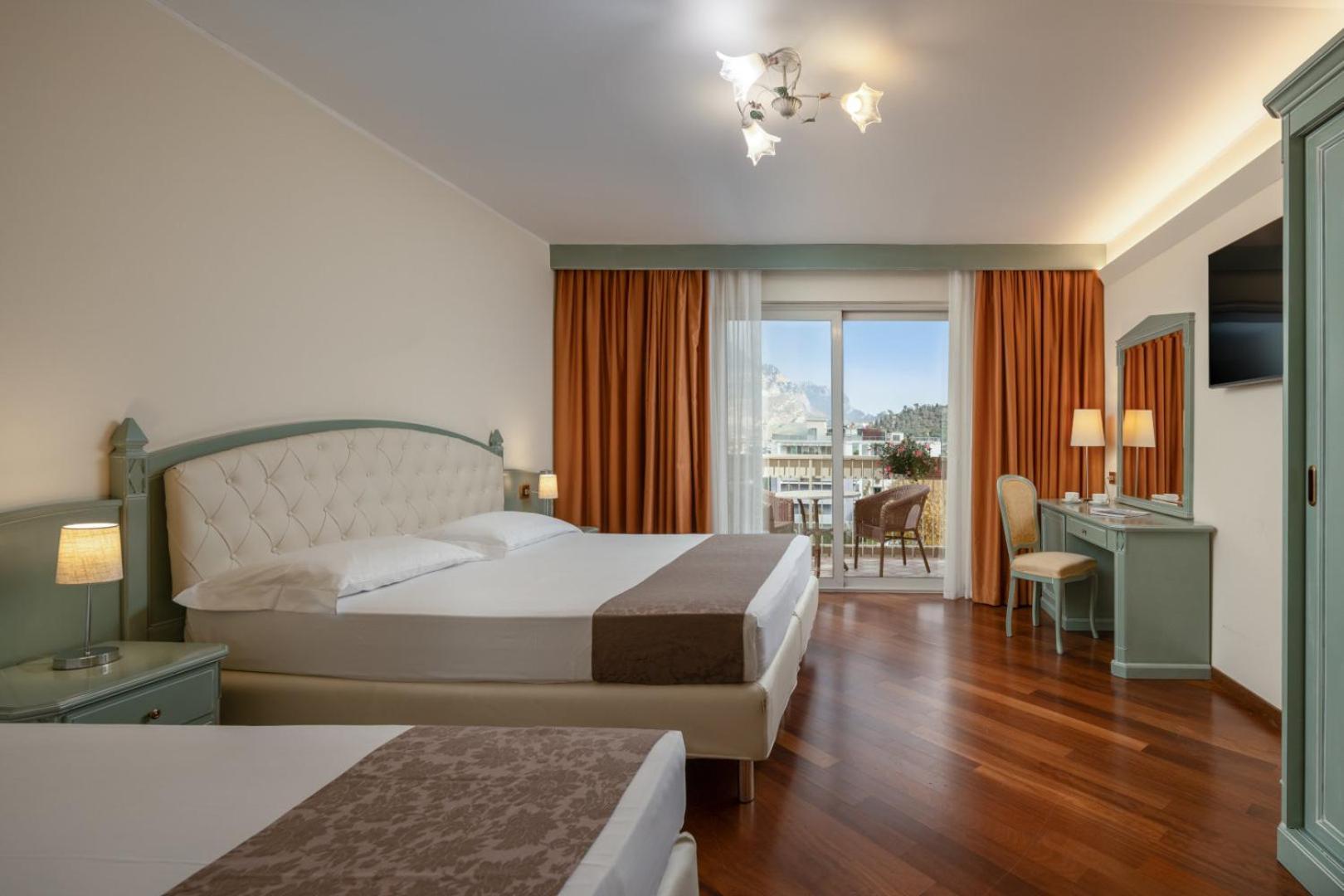Hotel Savoy Palace - Tonelli Hotels Рива-дель-Гарда Номер фото